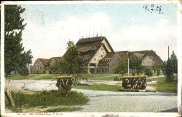 Yellowstone National Park Old Faithful Inn