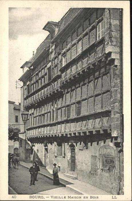 Bourg-Madame Vieille maison en Bois