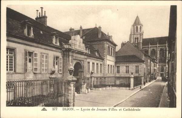 Dijon 21 Lycee des Jeunes Filles
Cathedrale