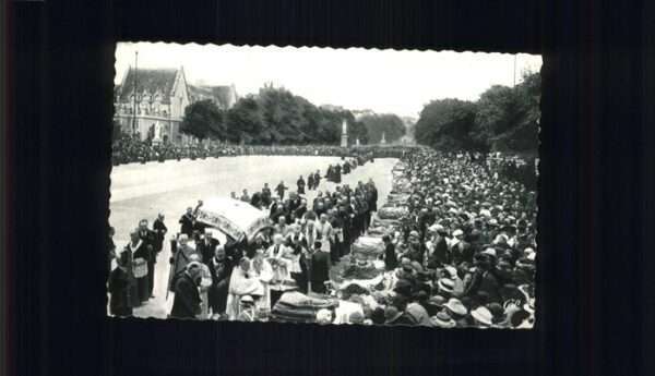 Lourdes Hautes Pyrenees Procession