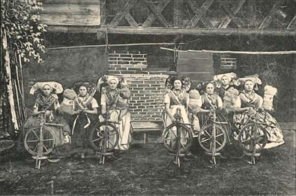 Spinnen Handwerk Spinnrad