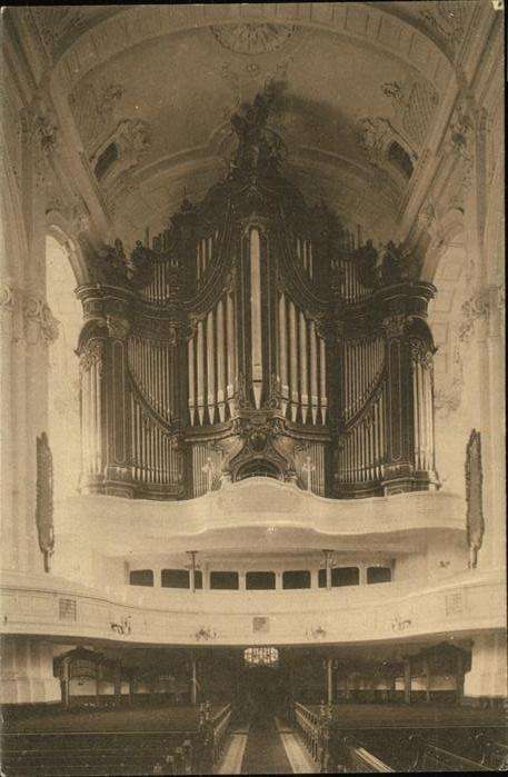 Kirchenorgel