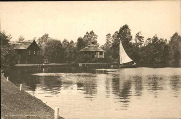 Wroxham Bungalows