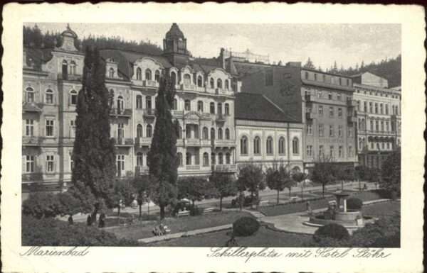 Marienbad Tschechien Boehmen Schillerplatz mit Hotel Stöhr Brunnen B