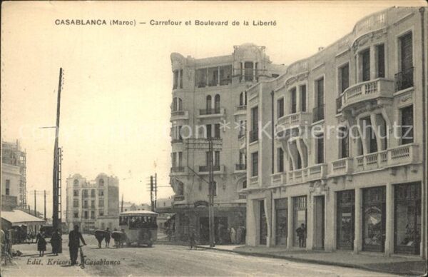 Casablanca Carrefour et Boulevard de la Liberte