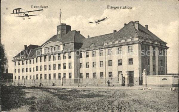 Graudenz Westpreussen Fliegerkaserne Flugzeuge