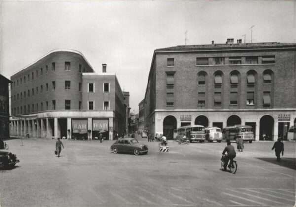 Ravenna Italia Ravenna Piazza die Caduti