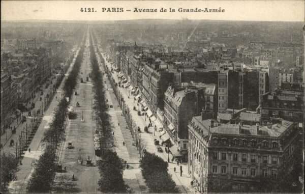 Paris Avenue de la Grande-Armee