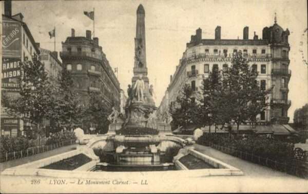 Lyon France Le Monument Carnot