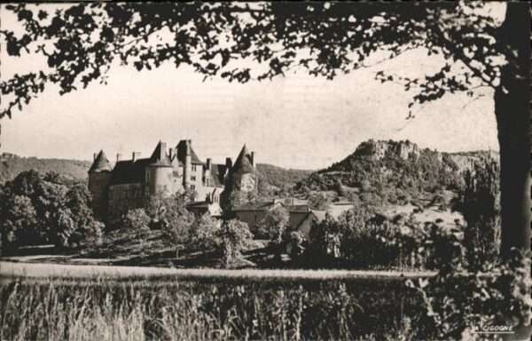Saint-Cere Le Chateau de Montal
