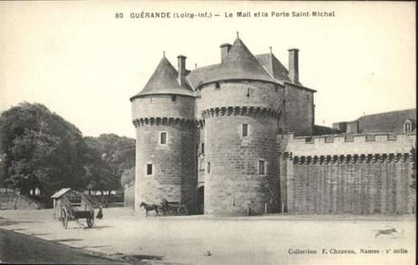 Guerande Le Mall et la Porte Saint-Michel