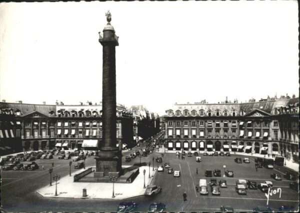 Paris Place et Colonne Vendome