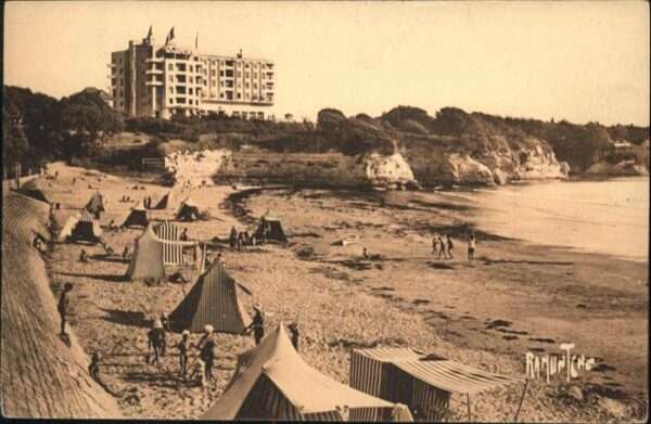Vallieres Cote d Argent La Plage
