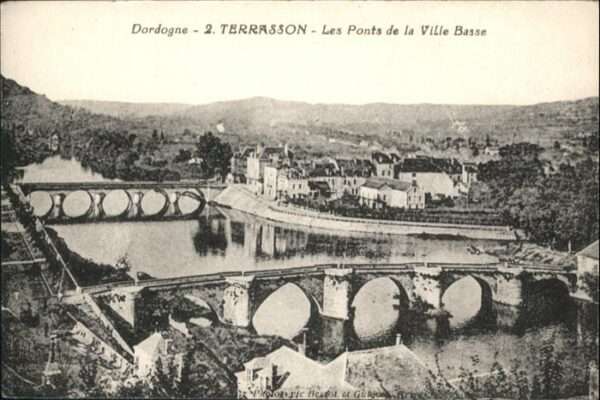 Terrasson-Lavilledieu Les Ponts de la Ville Blasse