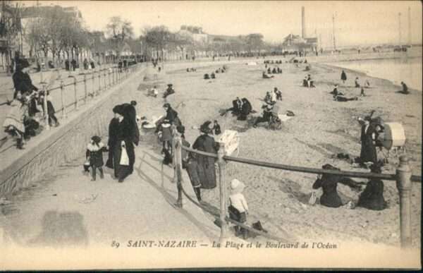 Saint-Nazaire Loire-Atlantique La Plage et le Boulevard de l'Ocean