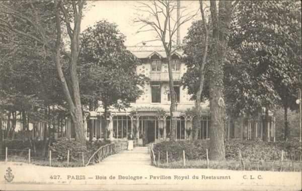 Paris Bois de Boulogne Pavillon Royal du Rest