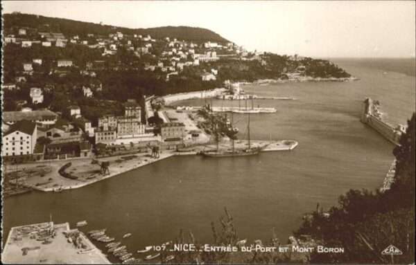 Nice Alpes Maritimes Entree du Port et Mont Boron