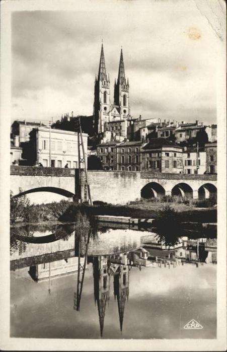 Niort 79 Les bords de la Sevre Niortaise