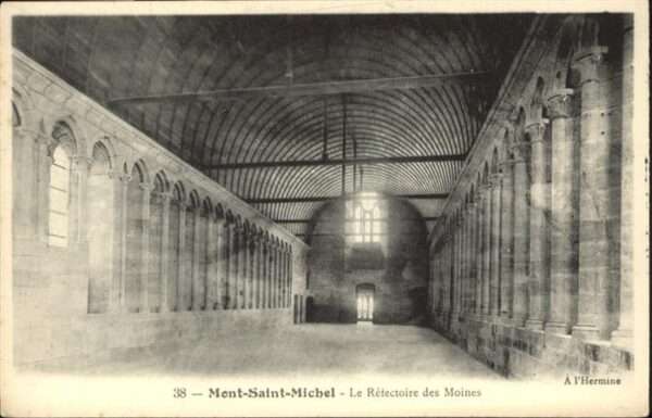 Mont-Saint-Michel Le Retectoire des Moines