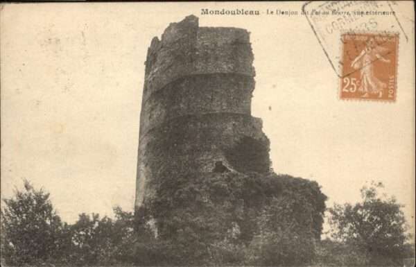 Mondoubleau Le Donjon Pot au Beurre