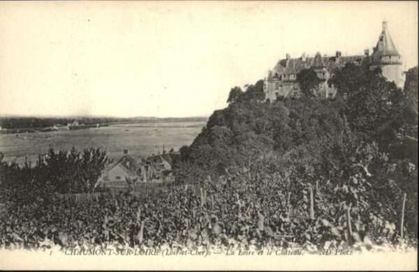 Chaumont-sur-Loire La Loire le Chateau
