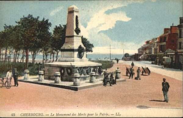 Cherbourg Le Monument des Morts pour la Patrie
