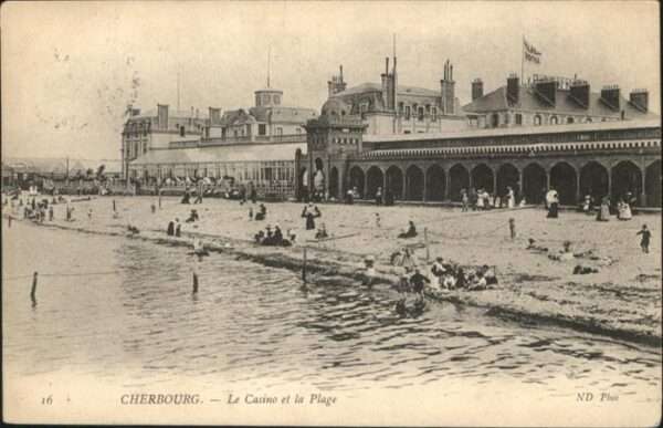 Cherbourg Le Casino et la Plage