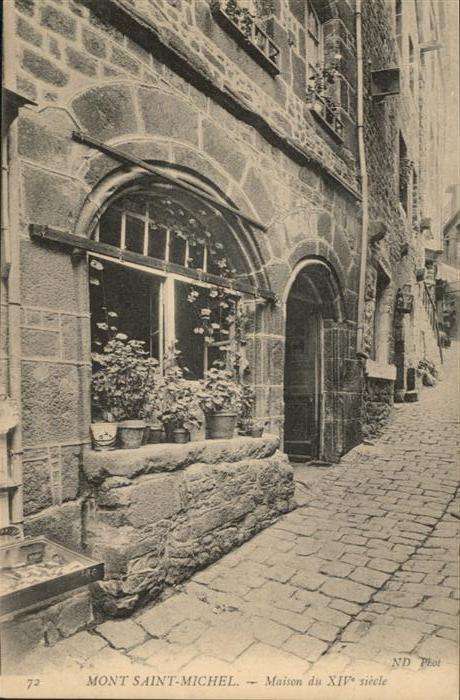 Mont-Saint-Michel Maison du XIV siecle
