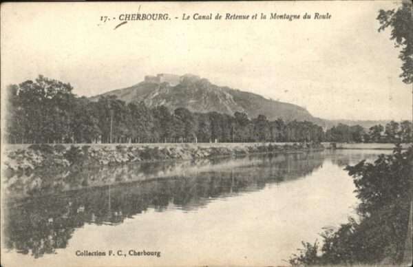 Cherbourg Le Canal de Retenue la Montagne du Roul