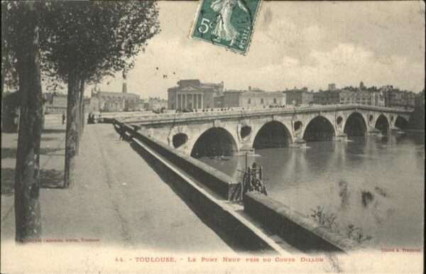 Toulouse Haute-Garonne Le Pont Neuf
