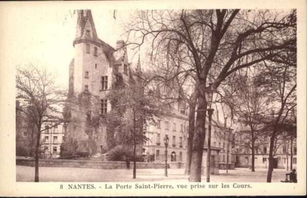 Nantes Loire Atlantique La Porte Saint-Pierre