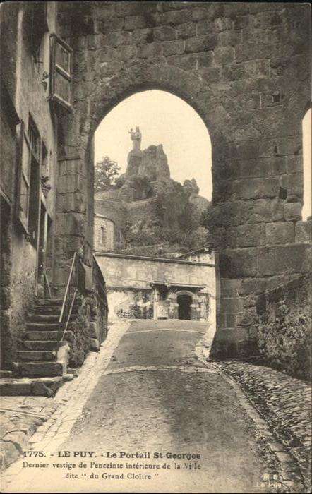 Le Puy-en-Velay Le Portail St-Georges