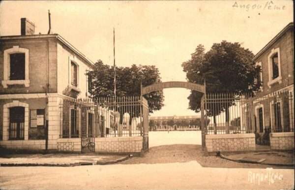 Angouleme Caserne Gaspard-Michel