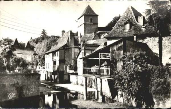 Salies-de-Bearn Vieilles Maisons sur la Saleys