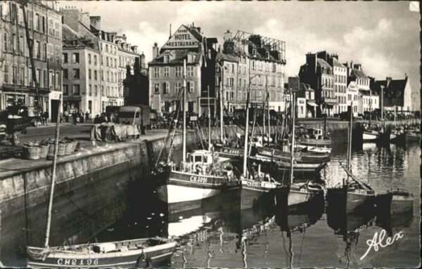 Cherbourg Avant Port Le Quai de Caligny