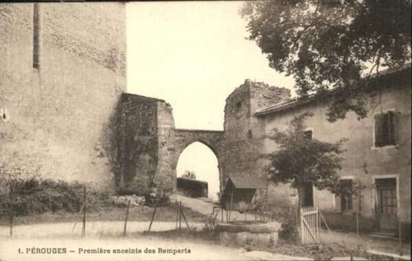 Perouges