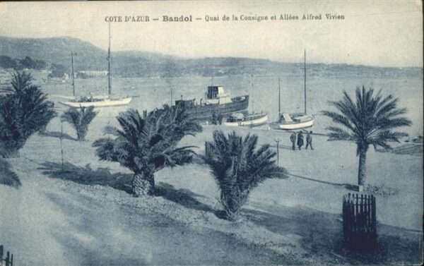 Bandol Quai Boot Allee Alfred Vivien