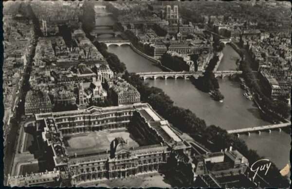 Paris Fliegeraufnahme Brücke
