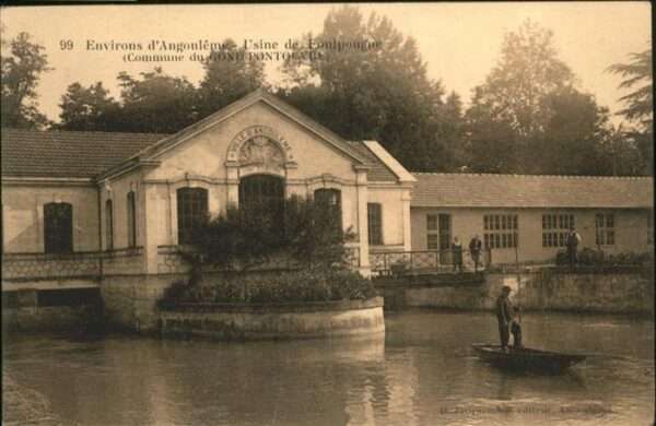 Gond-Pontouvre Boot