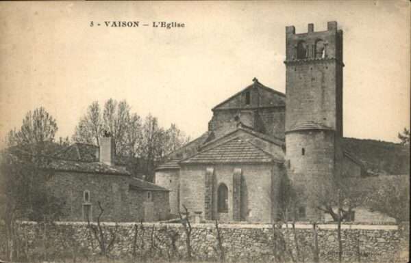 Vaison-la-Romaine Vaucluse Eglise