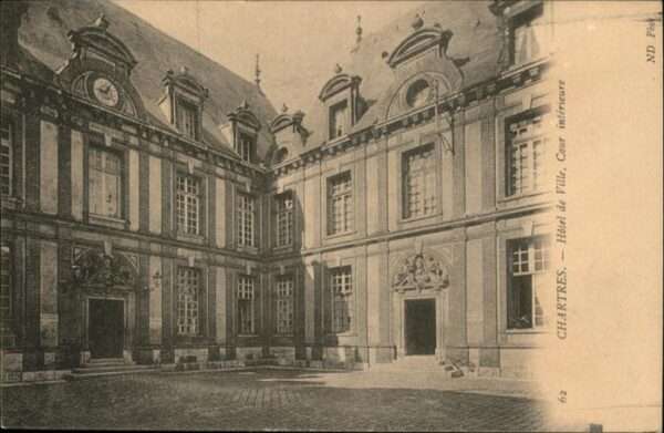 Chartres 28 Hotel de Ville