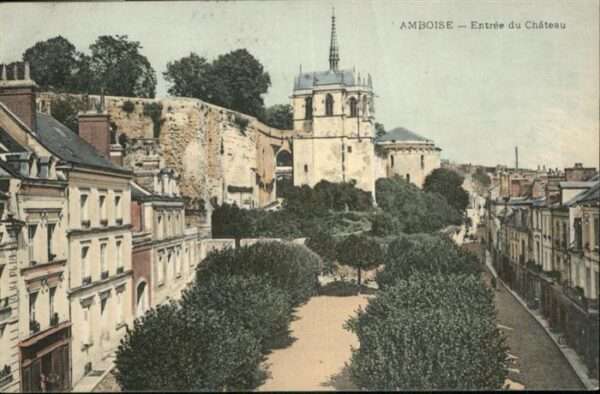 Amboise Entree du Chateau