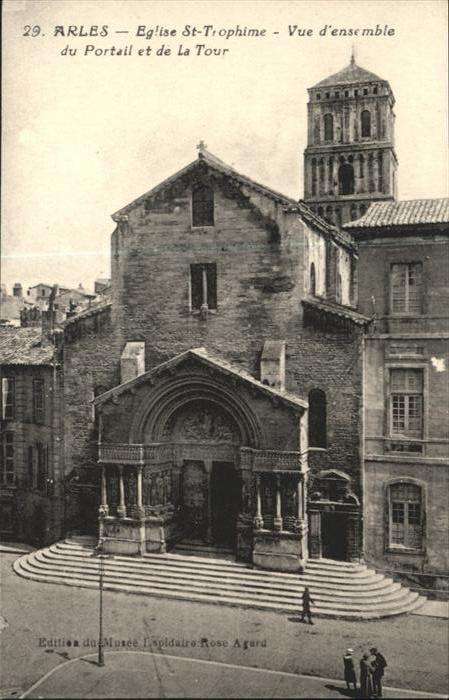 Arles Bouches-du-Rhone Eglise St Trophime Portail la Tour
