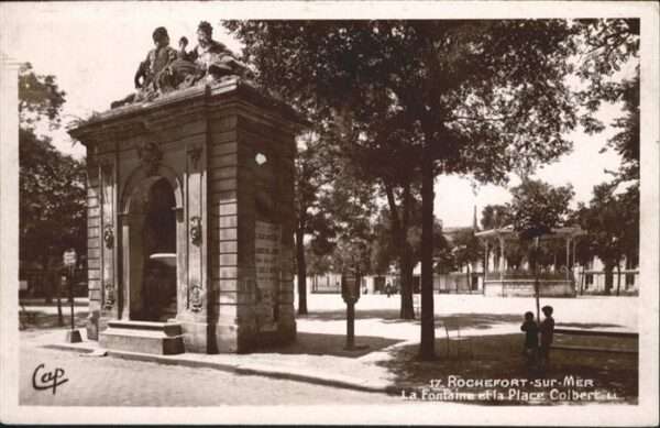 Rochefort sur Mer la Fontaine la Place Colbert
