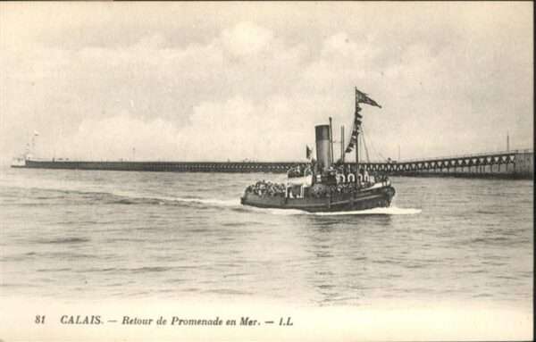 Calais Retour de Promenade en Mer