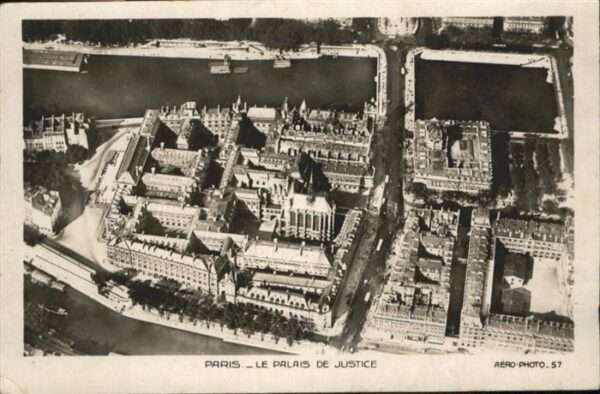 Paris Fliegeraufnahme le Palais de Justice