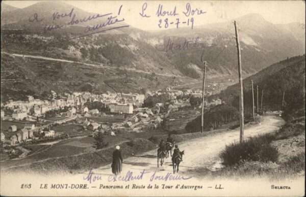 Mont-Dore Route de la Tour d_Auvergne