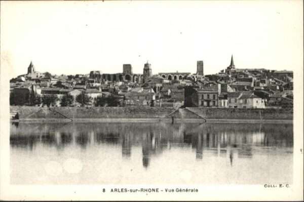 Arles Bouches-du-Rhone