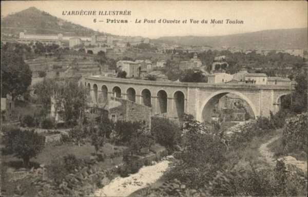 Privas le Pont d_Ouveze Mont Toulon