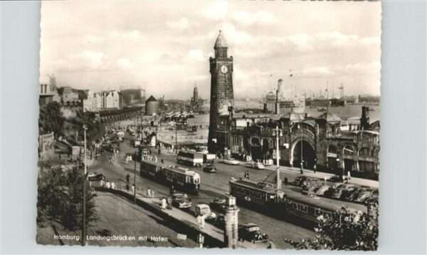 Strassenbahn Hamburg Landungsbrücke Hafen Uhr
